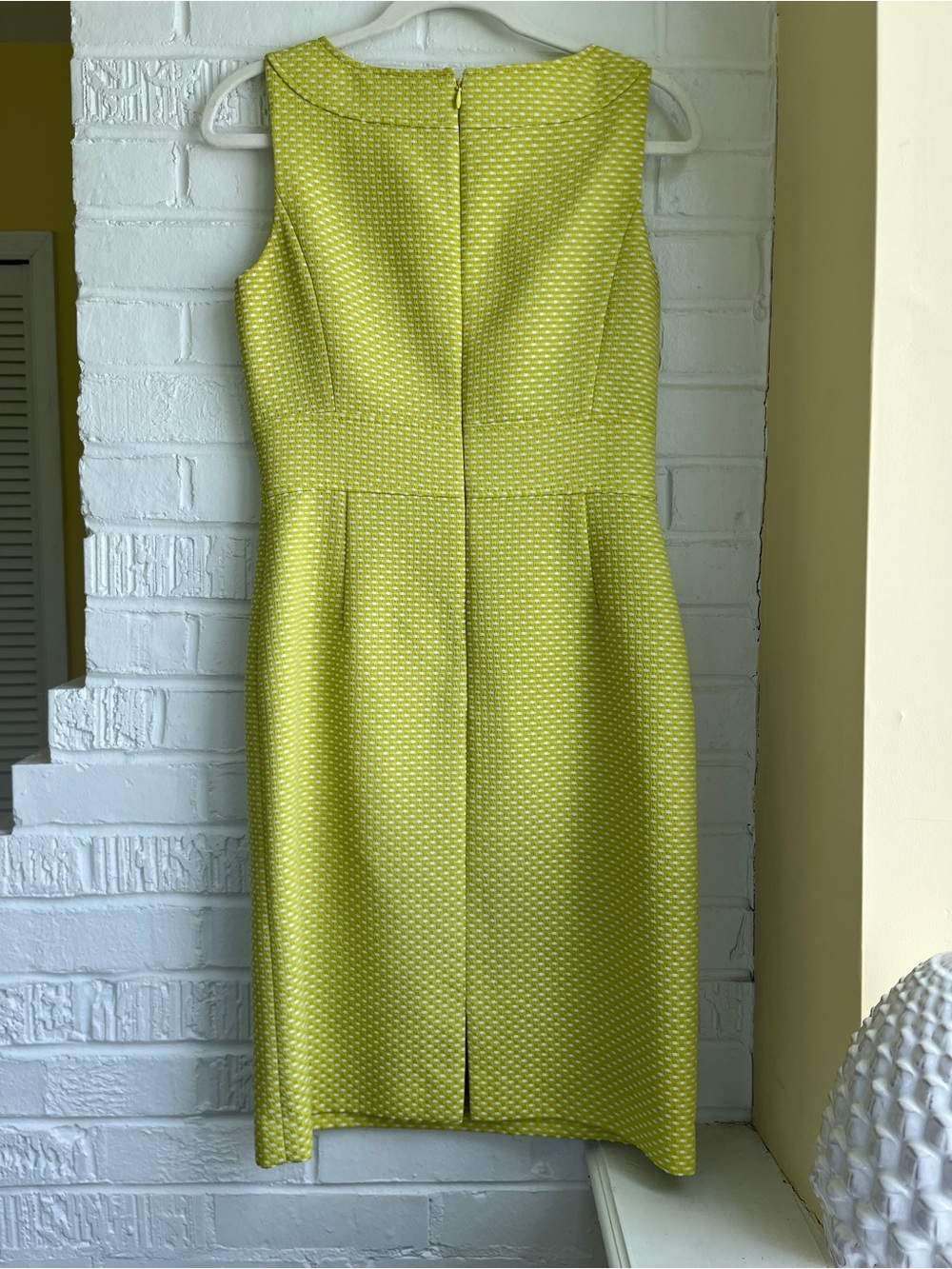 Tahari ASL Bright Chartreuse Textured Sheath Dress - Picture 7 of 9